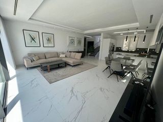 Casa en alquiler en Lomas de Marbella Club - Puente Romano en Marbella