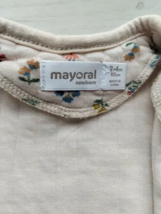 Conjunto Mayoral de tres piezas para niña