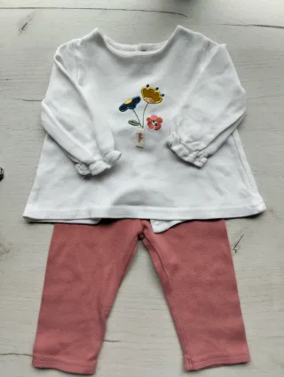 Conjunto Mayoral de tres piezas para niña