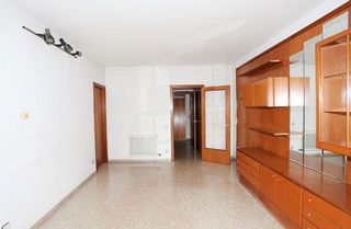 Piso en venta en Artigas - Llefià en Badalona