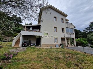 Chalet en venta en Vallirana