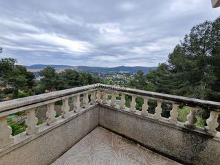 Chalet en venta en Vallirana