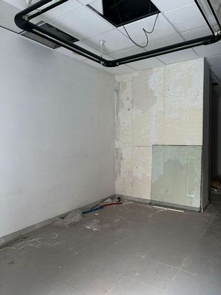 Local comercial en alquiler en Centro - Sagrario en Granada