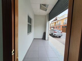 Local comercial en alquiler en Puente Genil
