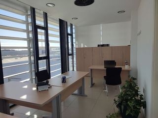 Oficina en alquiler en Cortadura - Zona Franca  en Cádiz