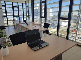 Oficina en alquiler en Cortadura - Zona Franca en Cádiz