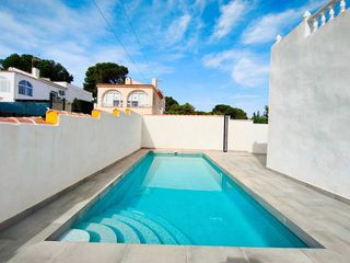 Chalet en venta en Centro en Torrevieja