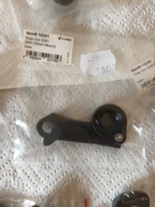 Lote  23 ud punteras CUBE y MMR