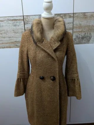 Abrigo Carolina Herrera Marrón