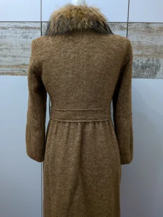 Abrigo Carolina Herrera Marrón