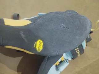 Pies de gato escalada Simond casi nuevos