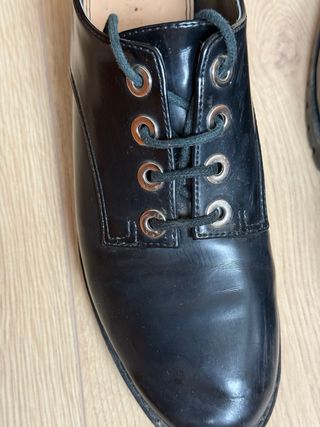 Zapatos de cordones negros