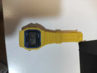 Reloj Casio Amarillo Digital