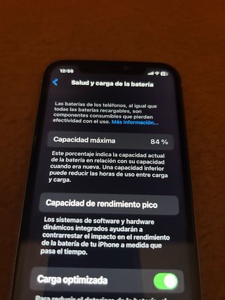 iPhone 11 con caja