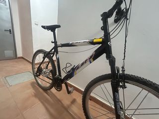 Bicicleta BH de montaña
