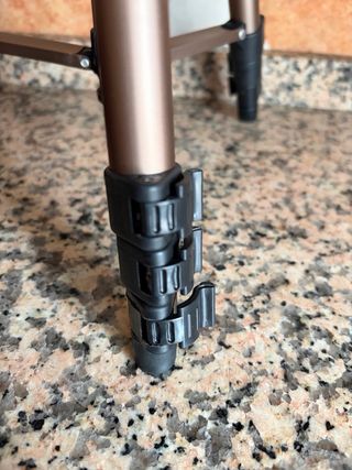 Trípode extensible con funda