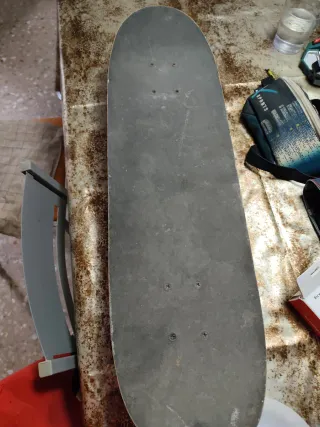 Monopatín con diseño Dare to