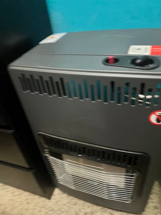 Estufa Eléctrica Gris