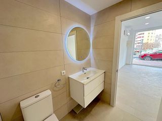 Local comercial en venta en Playa de Poniente en Benidorm