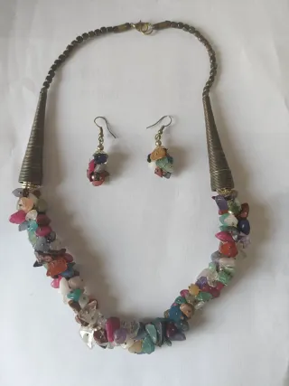 Conjunto collar y pendientes piedra natural