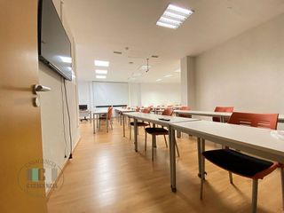 Local comercial en venta en Este en Castellón de la Plana