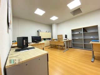 Local comercial en venta en Este en Castellón de la Plana