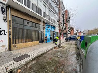Local comercial en venta en AVE - Villimar en Burgos
