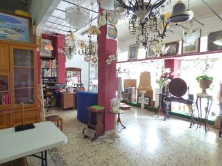 Local comercial en venta en Camino Viejo de Málaga en Vélez-Málaga