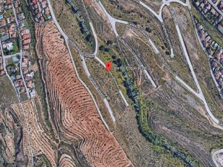 Terreno en venta en Zubia (La)