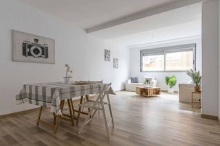 Piso en venta en Zona Calle Valencia en Torrent