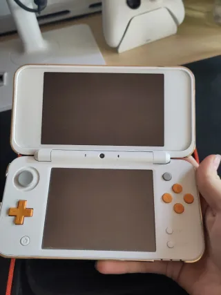 Pack Nintendo 2DS XL + Pokemon Ultraluna