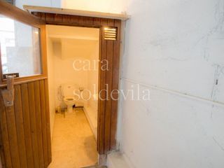 Local comercial en alquiler en Santa Clara-Caputxins-Hospital en Vic