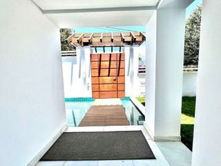 Casa en alquiler en Nueva Andalucía centro en Marbella