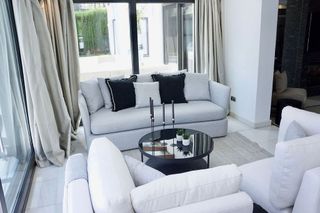 Casa en alquiler en Nueva Andalucía centro en Marbella