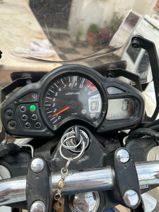 Suzuki SFV650 Gladius