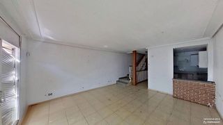 Casa adosada en venta en Ca n'Oriach en Sabadell