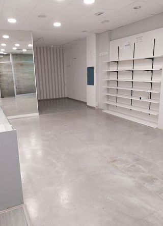 Local comercial en venta en Sant Joan Despí