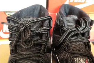 Jordan 11 Black Red Talla 36