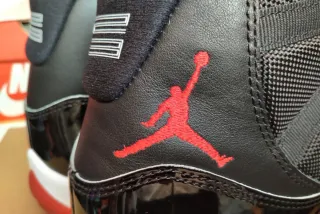 Jordan 11 Black Red Talla 36