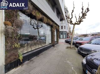 Local comercial en alquiler en Cuatro Caminos - Plaza de la Cubela en Coruña (A)