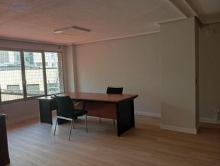 Oficina en alquiler en Centro en Logroño