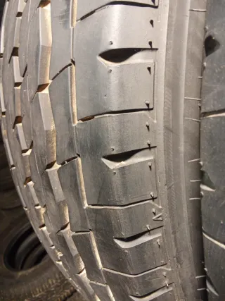 2 Neumáticos 225/65R16c 112/110R