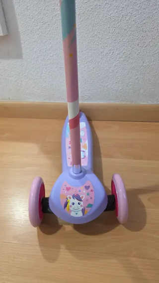 Patinete infantil 3 ruedas unicornios.