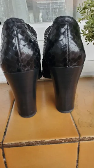 Zapatos de tacón piel negra T.37