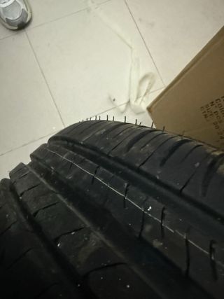 Rueda de repuesto 185/65 R15 + GATO