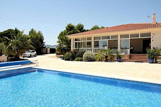 Chalet en venta en Onil