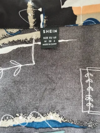 Camisa Shein negra estampada talla M NUEVA