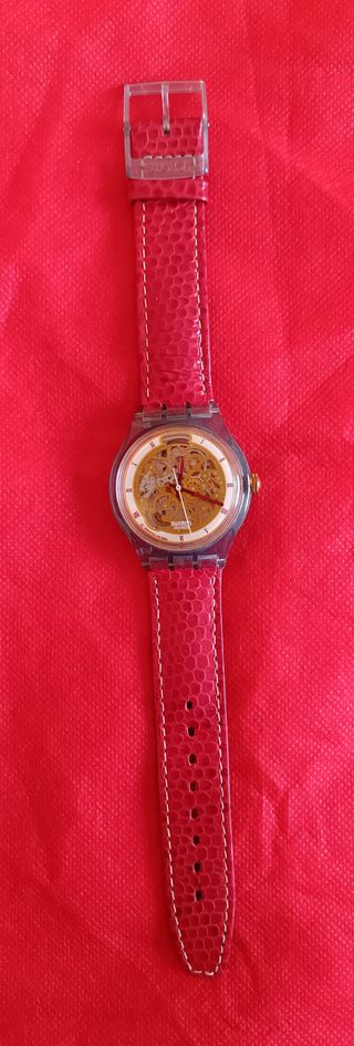 Orologio Swatch Automatico Scheletrato Rosso Oro