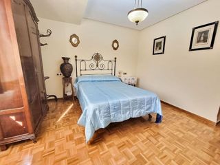 Piso en venta en Hospital en Jaén