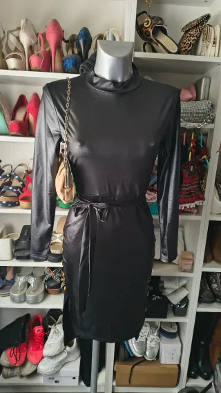 Vestido efecto cuero negro talla S